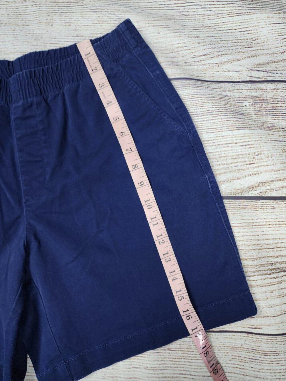 Lands End Women’s Mid Rise Cotton Navy Blue Shorts Size 10 Classic Minimalist - Picture 6 of 6